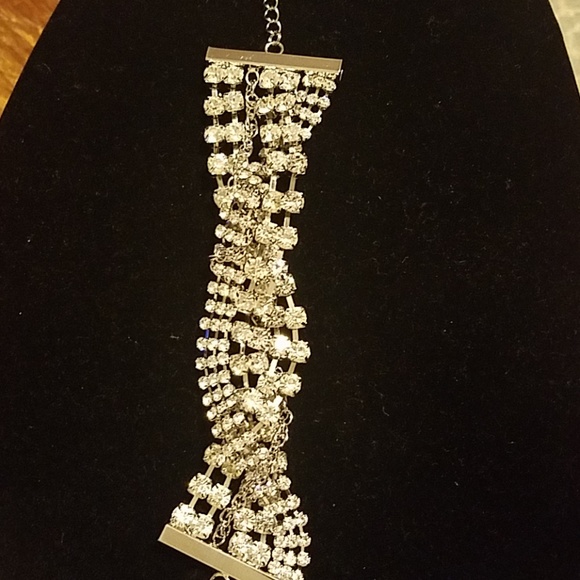 Diamond Twist bracelet - Picture 2 of 4